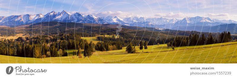 Panorama von schneebedeckten Tatra-Bergen im Frühjahr, Süd-Polen Ferien & Urlaub & Reisen Tourismus Schnee Berge u. Gebirge wandern Natur Landschaft Himmel
