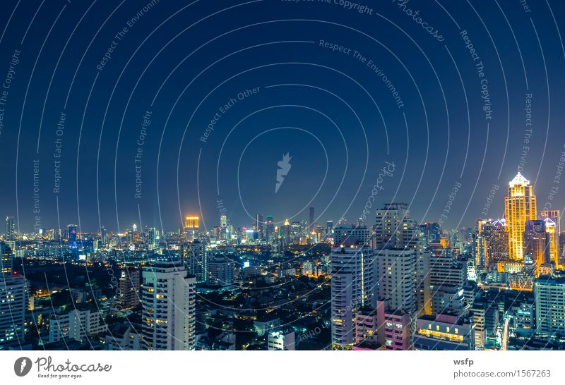 Bangkok skyline bei nacht panorama Büro Stadt Stadtzentrum Skyline Hochhaus Architektur Ferien & Urlaub & Reisen Beleuchtung Stadtteil sukhumvit himmel bank