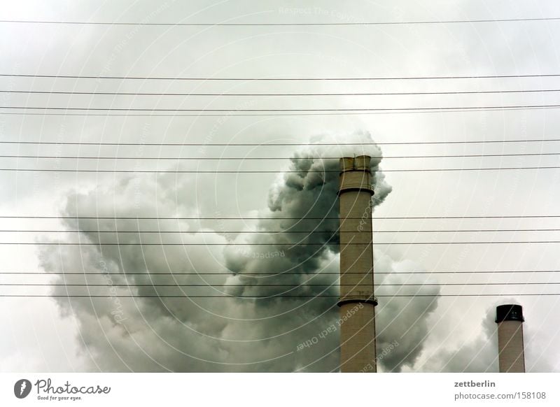 Rauch Schornstein Abgas Wolken Umweltverschmutzung Luftverschmutzung Industriefotografie Kohlendioxid Emission brennen verbrannt Energiewirtschaft Gier