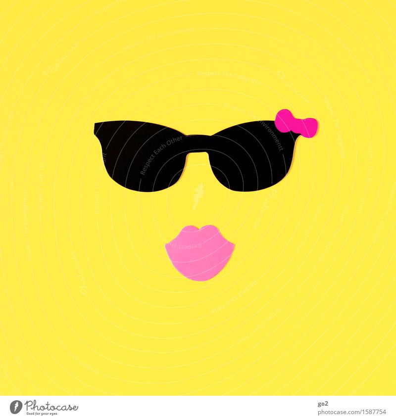 Susi Lifestyle schön Lippenstift Freizeit & Hobby Basteln Sommer Sommerurlaub Sonne feminin Mund Accessoire Sonnenbrille Papier Küssen Freundlichkeit