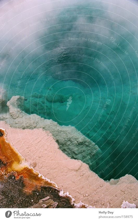 Heiß - Heißer - Yellowstone Wasser Schwimmbad Wyoming grün Wasserdampf Algen Bakterien Am Rand mehrfarbig Geruch Paletten USA Yellowstone Nationalpark türkies