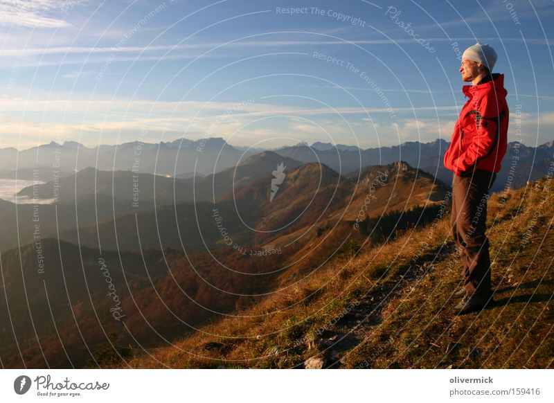 blick in die ferne Freude Sonnenaufgang Berge u. Gebirge Alpen Bergsteiger wandern Morgendämmerung Gefühle Glück Gipfel Hoffnung Kraft Energiespender Farbe
