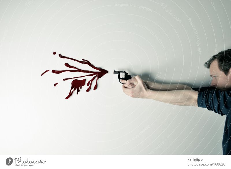 nicht ganz so teurer film Mann Mensch Schuss Pistole Fälschung Blut Comic zielen Ziel Playstation Ego-Shooter Computerspiel Waffe Gewalt Mord obskur