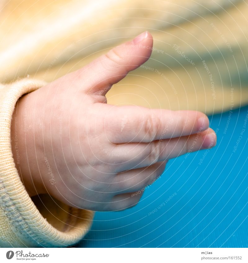peng! Baby Kind Waffe gestikulieren Spielen Symbole & Metaphern Finger Schattenspiel Fingerspiel Gesetze und Verordnungen Justiz u. Gerichte Verantwortung