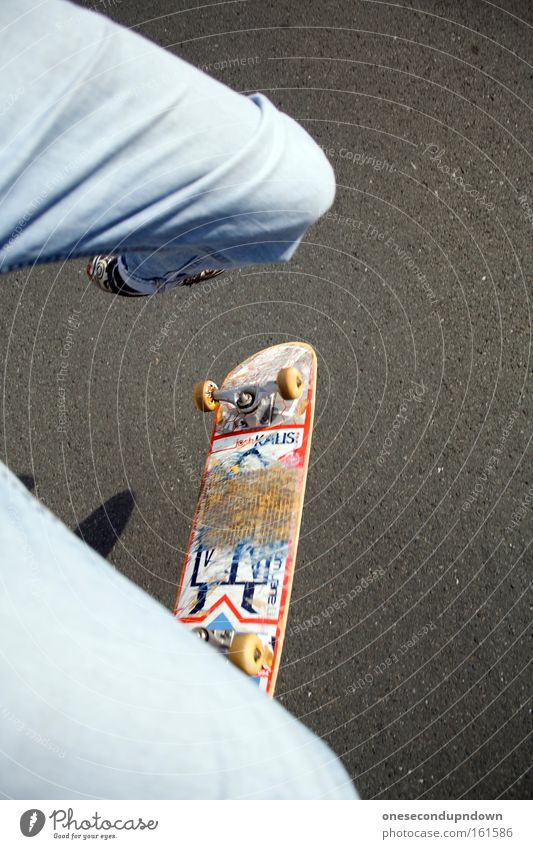 Suicidal Skate Skateboarding springen Trick Sport extrem Salto außergewöhnlich Freizeit & Hobby Freude Extremsport Jugendliche Ich-Perspektive