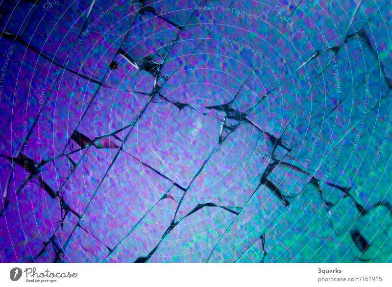 broken glass Licht springen Scherbe blau zerbrechlich Strukturen & Formen gebrochen Glas Mikrofotografie Zerstörung Makroaufnahme Nahaufnahme fragment