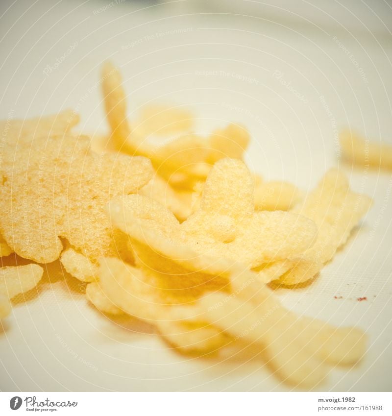 Kann süchtig machen Ernährung Kartoffelchips Haufen Backwaren unordentlich Sucht Abhängigkeit lecker hell Kalorie ungesund Snack Knabbereien