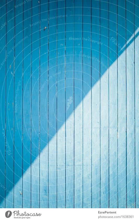 blaue Holzbretter, Sonne und Schatten Bauwerk Gebäude Mauer Wand Fassade Linie ästhetisch Design Farbe diagonal Licht & Schatten Streifen Hintergrundbild