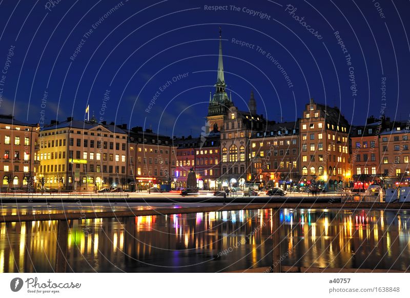 Gamla Stan in Stockholm Stadt Stadtleben Schweden Panorama (Aussicht) Nacht gebaute Struktur Wasser Kleinstadt Reflexion & Spiegelung Architektur Bekanntheit