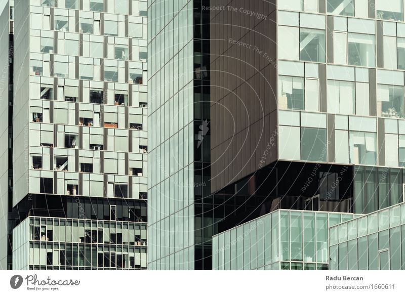 Geschäft, das Windows abstraktes Detail aufbaut Stadt Stadtzentrum Hochhaus Bauwerk Gebäude Architektur Fassade Fenster bauen Häusliches Leben unten blau Erfolg