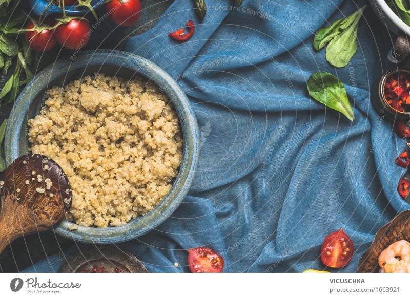 Hintergrund für Quinoa Kochrezepte Lebensmittel Gemüse Salat Salatbeilage Getreide Kräuter & Gewürze Ernährung Mittagessen Abendessen Bioprodukte