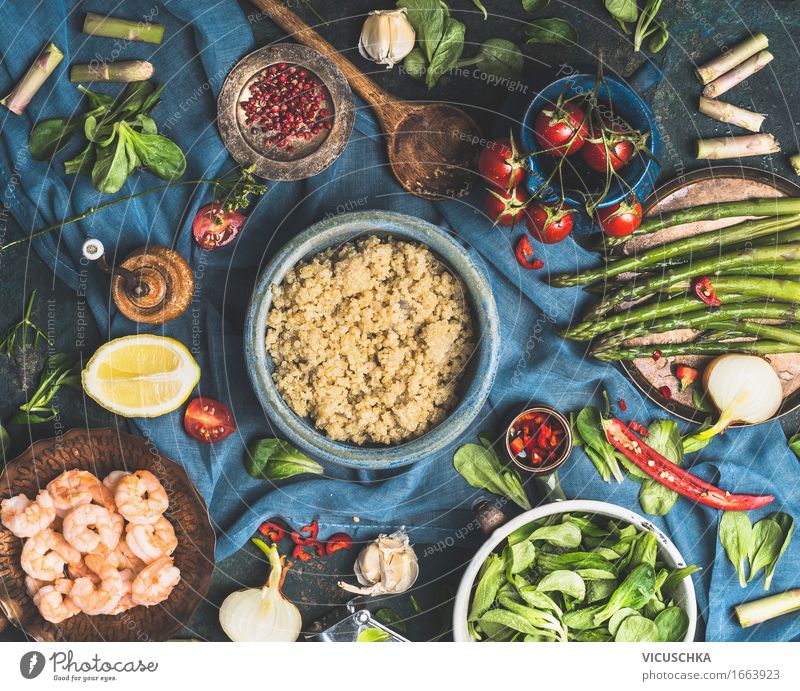 Quinoa mit Gemüse Zutaten Lebensmittel Getreide Kräuter & Gewürze Öl Ernährung Mittagessen Abendessen Bioprodukte Vegetarische Ernährung Diät Teller