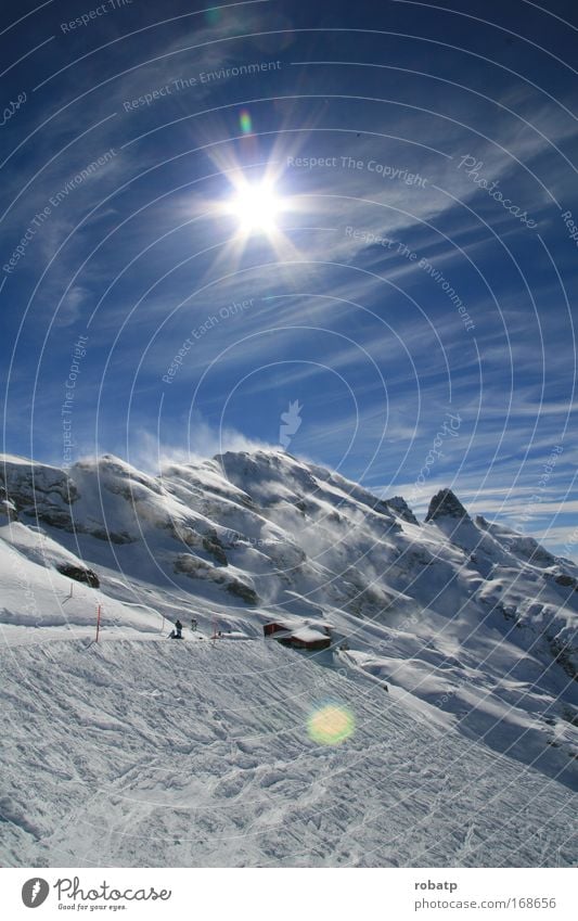 Titlis 01 0309 Farbfoto Außenaufnahme Morgen Licht Sonnenlicht Gegenlicht Panorama (Aussicht) Winter Schnee Winterurlaub Skifahren Landschaft Himmel Wind Alpen