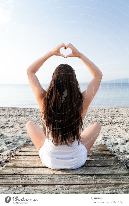 Am Strand Lifestyle Gesundheit Wellness harmonisch Wohlgefühl Erholung ruhig Meditation Freizeit & Hobby Ferien & Urlaub & Reisen Sommer Sommerurlaub Meer Yoga