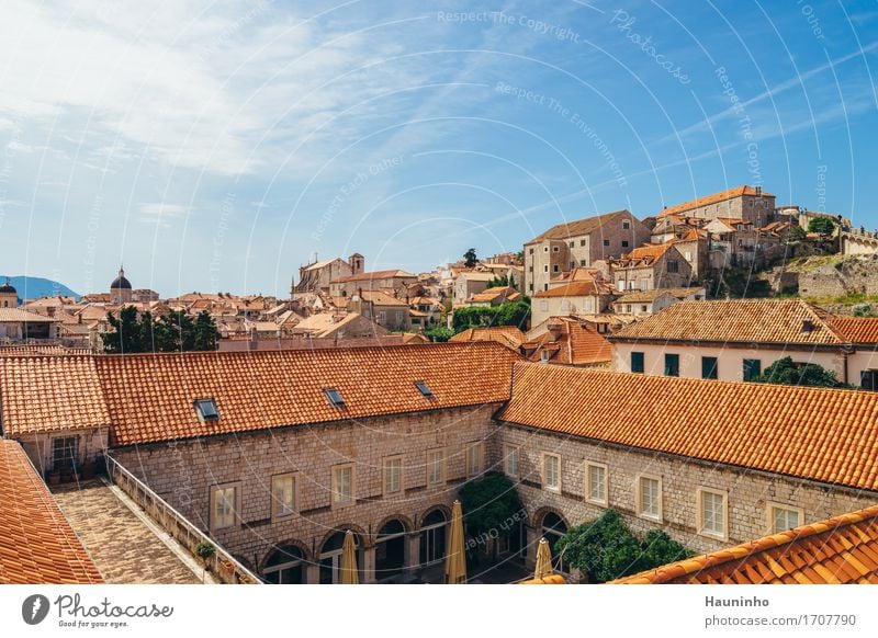 Dubrovnik V Ferien & Urlaub & Reisen Tourismus Sightseeing Städtereise Wohnung Haus Architektur Himmel Wolken Sommer Kroatien Stadt Hafenstadt Stadtzentrum