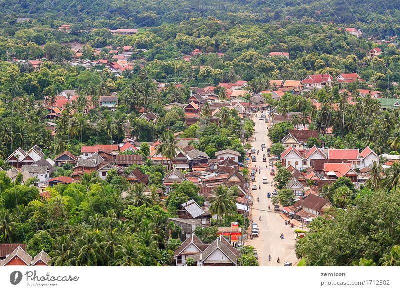 skyview und Landschaft in Luang Prabang, Laos. schön Ferien & Urlaub & Reisen Tourismus Berge u. Gebirge Kultur Natur Himmel Wärme Baum Fluss Kleinstadt Stadt