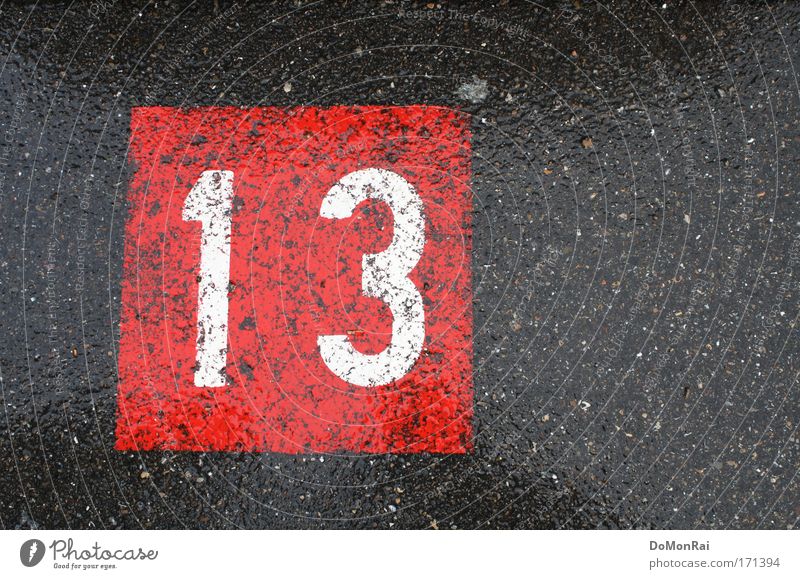 Nr. 0000011110 Kreuzlingen Schweiz Europa Verkehr Verkehrszeichen Verkehrsschild Ziffern & Zahlen nass grau rot weiß Ordnungsliebe gefährlich Vergänglichkeit 13