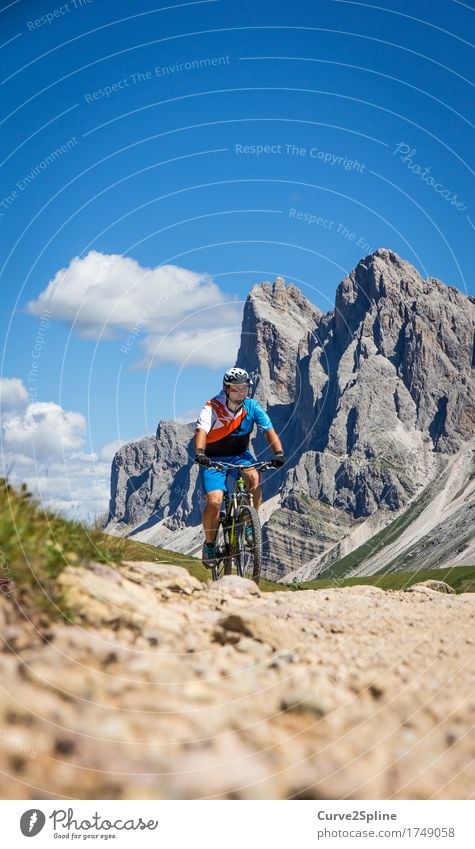 Freeride Freizeit & Hobby Sport Fahrradfahren Mensch maskulin Mann Erwachsene 1 30-45 Jahre Landschaft Urelemente Himmel Wolken Felsen Alpen Berge u. Gebirge