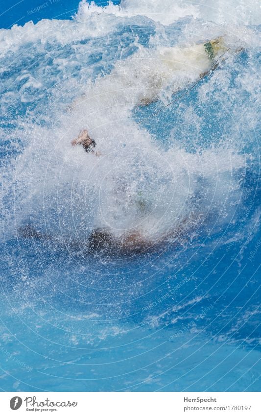 Splash Sport Wassersport Schwimmen & Baden Surfen Surfer Surfbrett ästhetisch außergewöhnlich Flüssigkeit blau Sturz Momentaufnahme Wellen spritzen