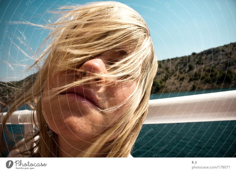 Mit dem Wind in den Haaren II Wohlgefühl Zufriedenheit Erholung ruhig Ferien & Urlaub & Reisen Ausflug Freiheit Sommer Sommerurlaub Sonne Meer feminin