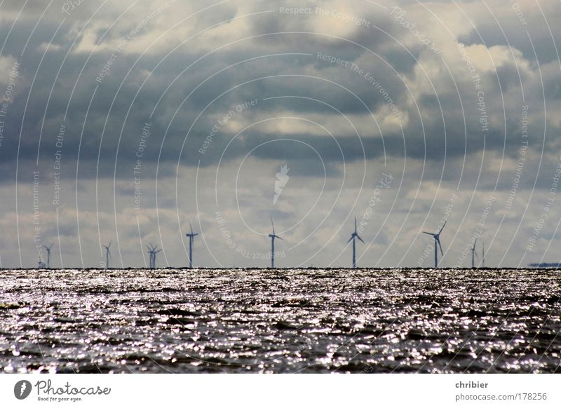 Käptens' Slalom Erholung Kreuzfahrt Meer Wellen Segeln Wirtschaft Energiewirtschaft Technik & Technologie Erneuerbare Energie Windkraftanlage Industrie Wasser