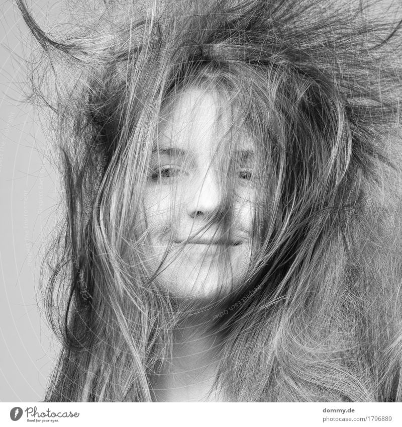 dot Freude schön Haare & Frisuren Haut Gesicht Kosmetik Wellness feminin Leben Kopf 1 Mensch 18-30 Jahre Jugendliche Erwachsene Bewegung genießen Stimmung Glück