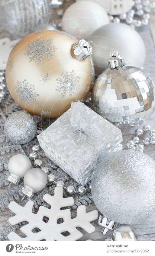 Silber und Creme Weihnachtsschmuck elegant Design Dekoration & Verzierung Weihnachten & Advent Ornament Feste & Feiern grau silber Kugel Pastell Gast dekorieren