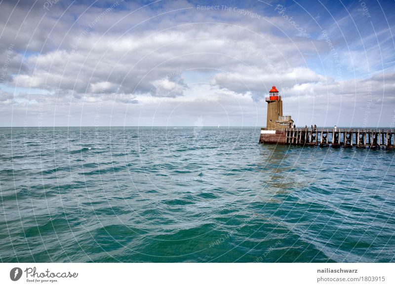 Leuchtturm, Fecamp Frankreich Natur Landschaft Luft Wasser Herbst Schönes Wetter Wellen Meer Atlantik Normandie Kleinstadt Stadt Hafenstadt Bauwerk