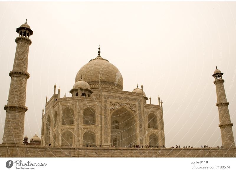 Taj Mahal Farbfoto Tag Mensch groß Weltwunder Agra Indien Sehenswürdigkeit Ferien & Urlaub & Reisen Marmor Stein Himmel Religion & Glaube Moslem Moschee Grab