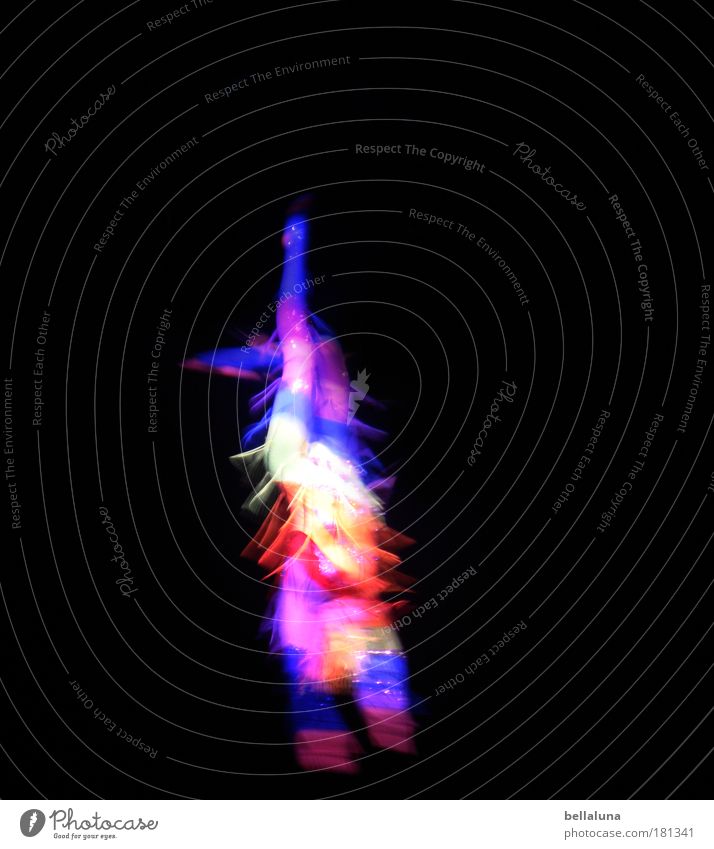 Regenbogentänzer Kunst Künstler Tanzen Tänzer Zirkus dünn verrückt Geschwindigkeit schön Stimmung Freude Glück Lebensfreude Begeisterung Euphorie Handstand