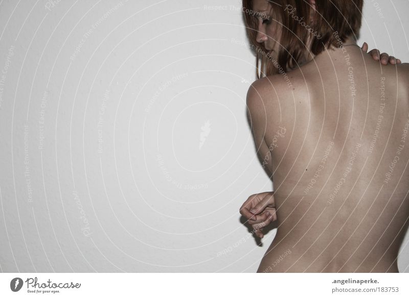 . steril kahl nackt Angst labil schön Rücken Profil