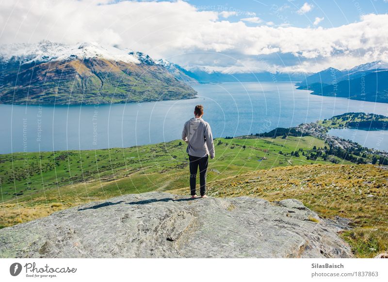 Erkunde Neuseeland Lifestyle Freude Ferien & Urlaub & Reisen Abenteuer Freiheit Sommer Sommerurlaub Insel wandern Klettern Bergsteigen Junger Mann Jugendliche
