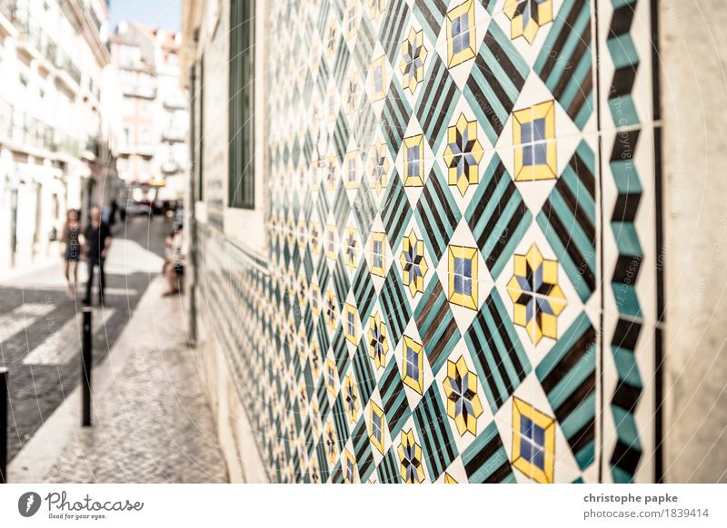Patterns of Lisboa Ferien & Urlaub & Reisen Städtereise Sommer Sommerurlaub Sonne Lissabon Portugal Stadt Hauptstadt Stadtzentrum Altstadt Mauer Wand Fassade