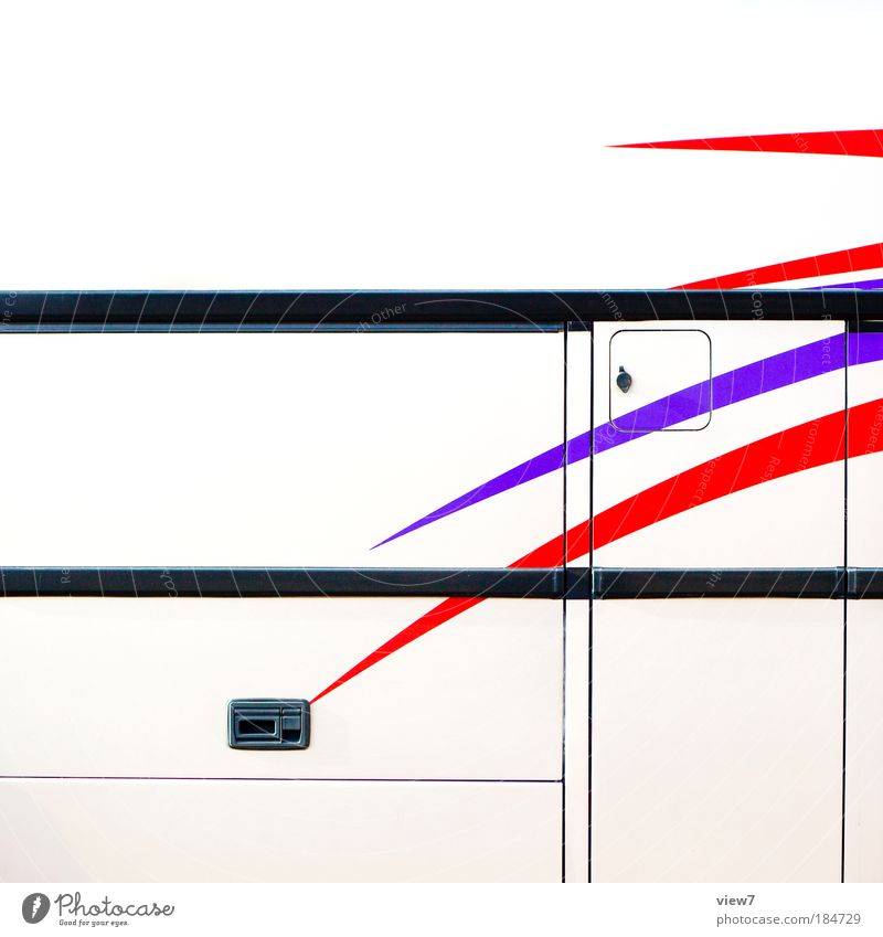 Dekorstreifen Farbfoto mehrfarbig Außenaufnahme Detailaufnahme Menschenleer Textfreiraum oben Starke Tiefenschärfe Fahrzeug Bus Metall Zeichen Linie Streifen
