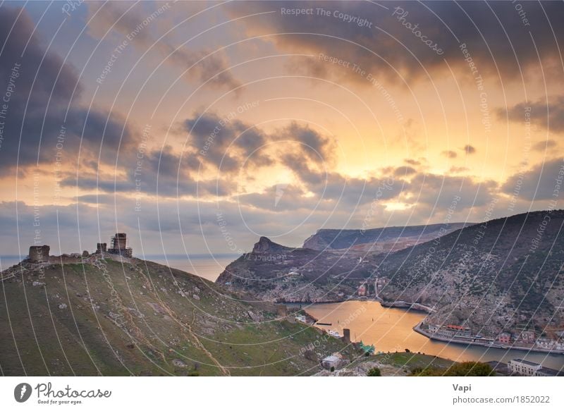 Altgriechisches Schloss auf der Küste Ferien & Urlaub & Reisen Tourismus Sommer Sonne Meer Umwelt Natur Landschaft Wasser Himmel Wolken Sonnenaufgang