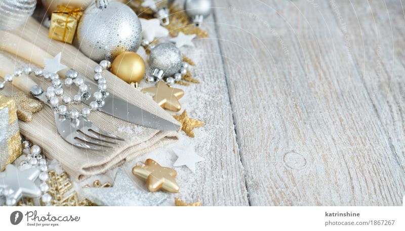 Silber und golden Christmas Table Setting Teller Besteck Messer Gabel Dekoration & Verzierung Tisch Feste & Feiern Weihnachten & Advent Silvester u. Neujahr