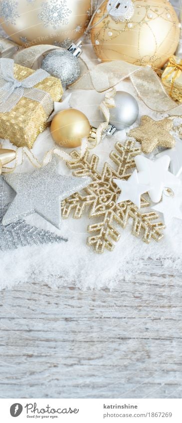 Silberne und goldene Weihnachtsdekorationen und Geschenkboxen Besteck elegant Schnee Dekoration & Verzierung Feste & Feiern Weihnachten & Advent