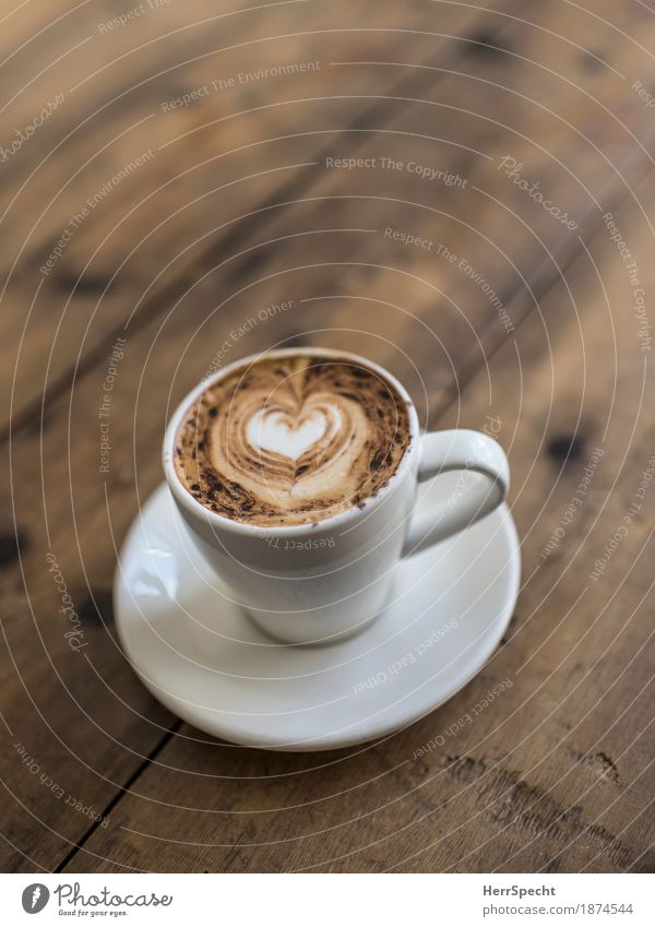 Schaumherz Kaffeetrinken Ein Lizenzfreies Stock Foto Von Photocase