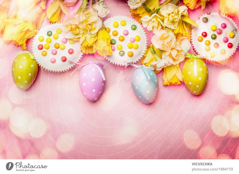 Ostern in Pastellfarbe mit Eier, Blumen und Kuchen Stil Design Freude Dekoration & Verzierung Feste & Feiern Blumenstrauß Tradition Osterei Composing Pastellton