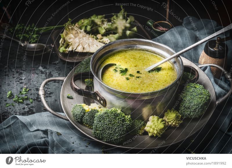 Kochtopf mit grünem Brokkolisuppe Lebensmittel Gemüse Suppe Eintopf Kräuter & Gewürze Ernährung Mittagessen Abendessen Büffet Brunch Bioprodukte