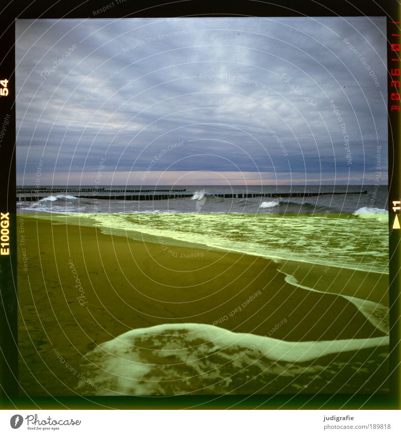Küste Umwelt Natur Landschaft Wasser Himmel Wolken Klima Wetter Wellen Strand Ostsee Meer natürlich wild Bewegung Erholung Stimmung Wandel & Veränderung