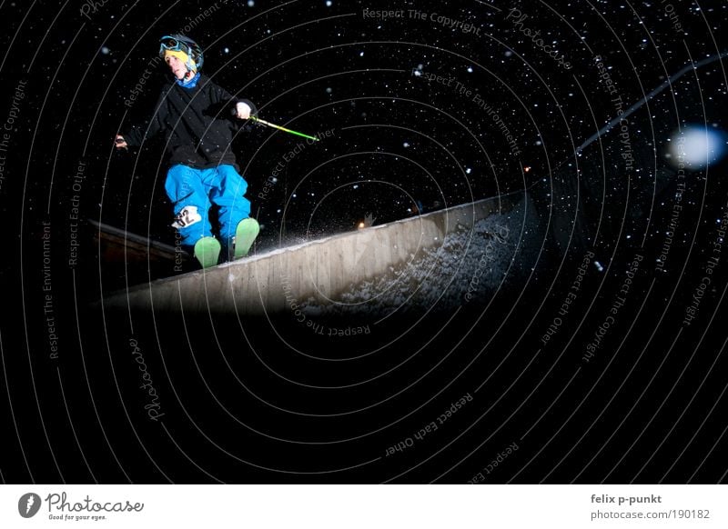 skifahren mal anders V Lifestyle Freizeit & Hobby Spielen Schnee Sport Fitness Sport-Training Leichtathletik Sportler Erfolg Skifahren Halfpipe maskulin