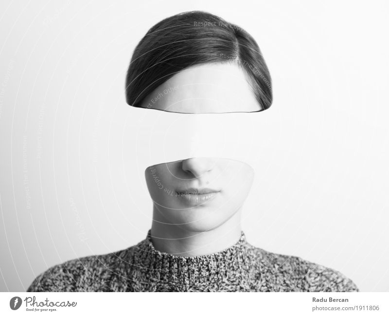 Schwarzweiss-Frauen-Portrait des Identitäts-Diebstahl-Konzeptes Gesicht Mensch feminin Junge Frau Jugendliche Erwachsene Kopf 1 18-30 Jahre brünett kurzhaarig