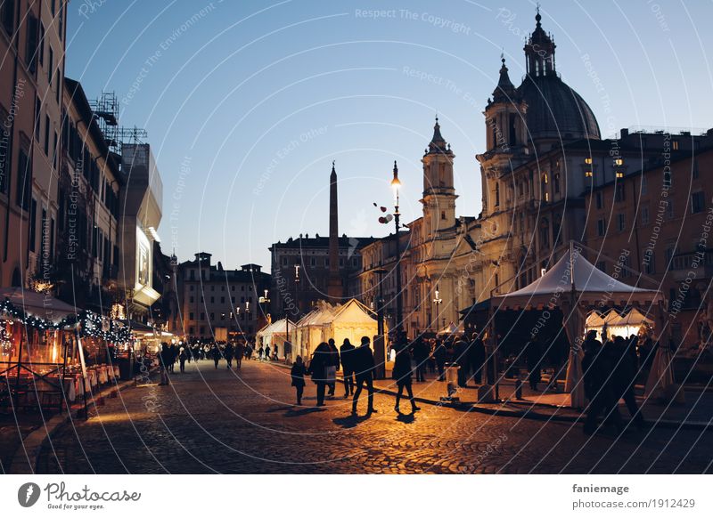 Piazza Navona Stadt Hauptstadt Stadtzentrum Altstadt Gefühle Stimmung Rom Italien Nachtleben Nachthimmel Kuppeldach Religion & Glaube Platz Straße