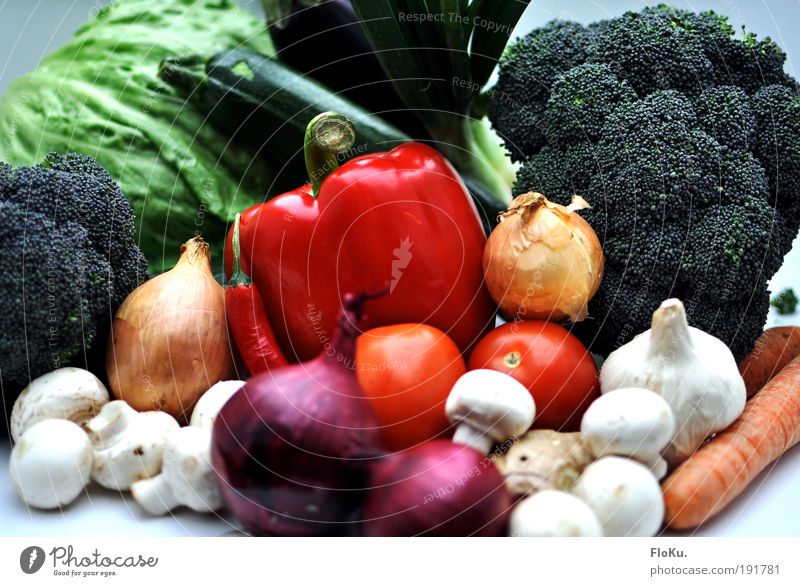 Das Beste vom Bauern III Lebensmittel Gemüse Ernährung Mittagessen Büffet Brunch Festessen Bioprodukte Vegetarische Ernährung Diät frisch lecker grün rot weiß