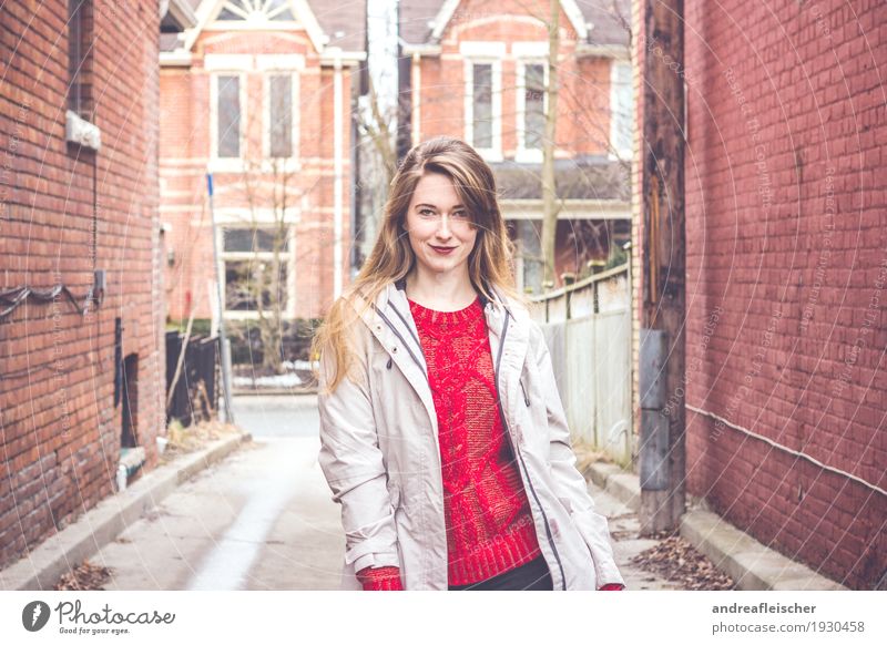 In den Straßen von Toronto Freude Zufriedenheit Ferien & Urlaub & Reisen Städtereise Student feminin Junge Frau Jugendliche Leben 1 Mensch 18-30 Jahre