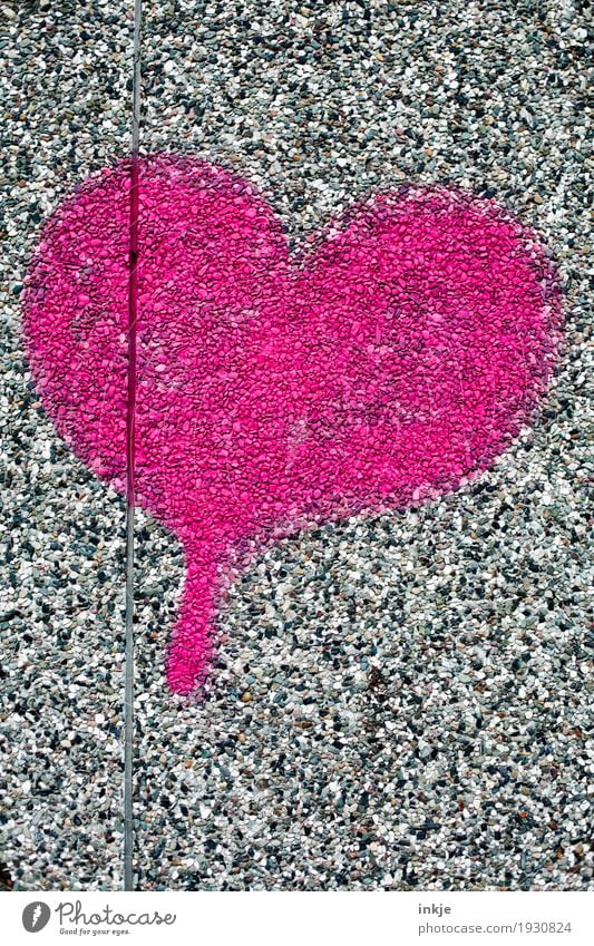 Herz auf Stein Lifestyle Menschenleer Mauer Wand Fassade Zeichen Graffiti rosa rot Gefühle Frühlingsgefühle Liebe Verliebtheit Romantik Farbfoto Außenaufnahme