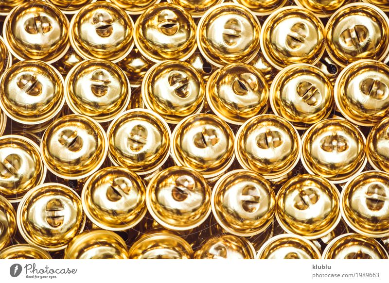 Kleines goldenes funkelndes Klirrenbeschaffenheits-Hintergrundmuster. Design Dekoration & Verzierung Kunst Metall Ornament Kugel Klimpern Konsistenz Wand