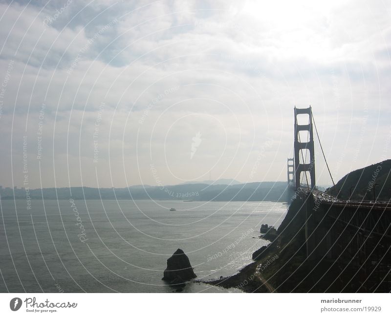 san_francisco_03 San Francisco Golden Gate Bridge Hängebrücke Meer Küste Kalifornien Brücke USA Autobahn Westküste Aussicht Gegenlicht Sonnenlicht Wolkenhimmel