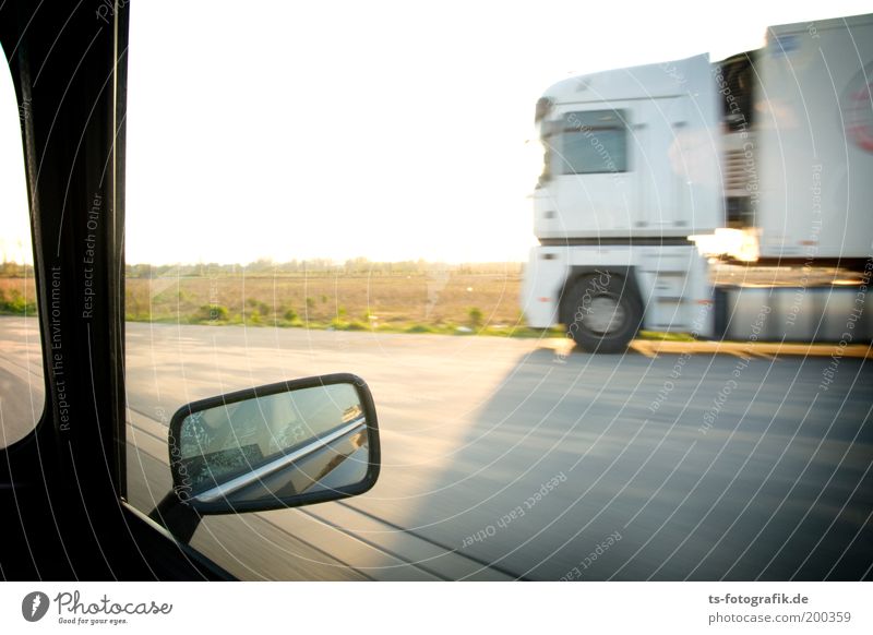 Drive-by-Shooting Verkehr Güterverkehr & Logistik Straßenverkehr Autofahren Autobahn Kollision rammen Geschwindigkeit Geschwindigkeitsbegrenzung Lkw-Fahrverbot